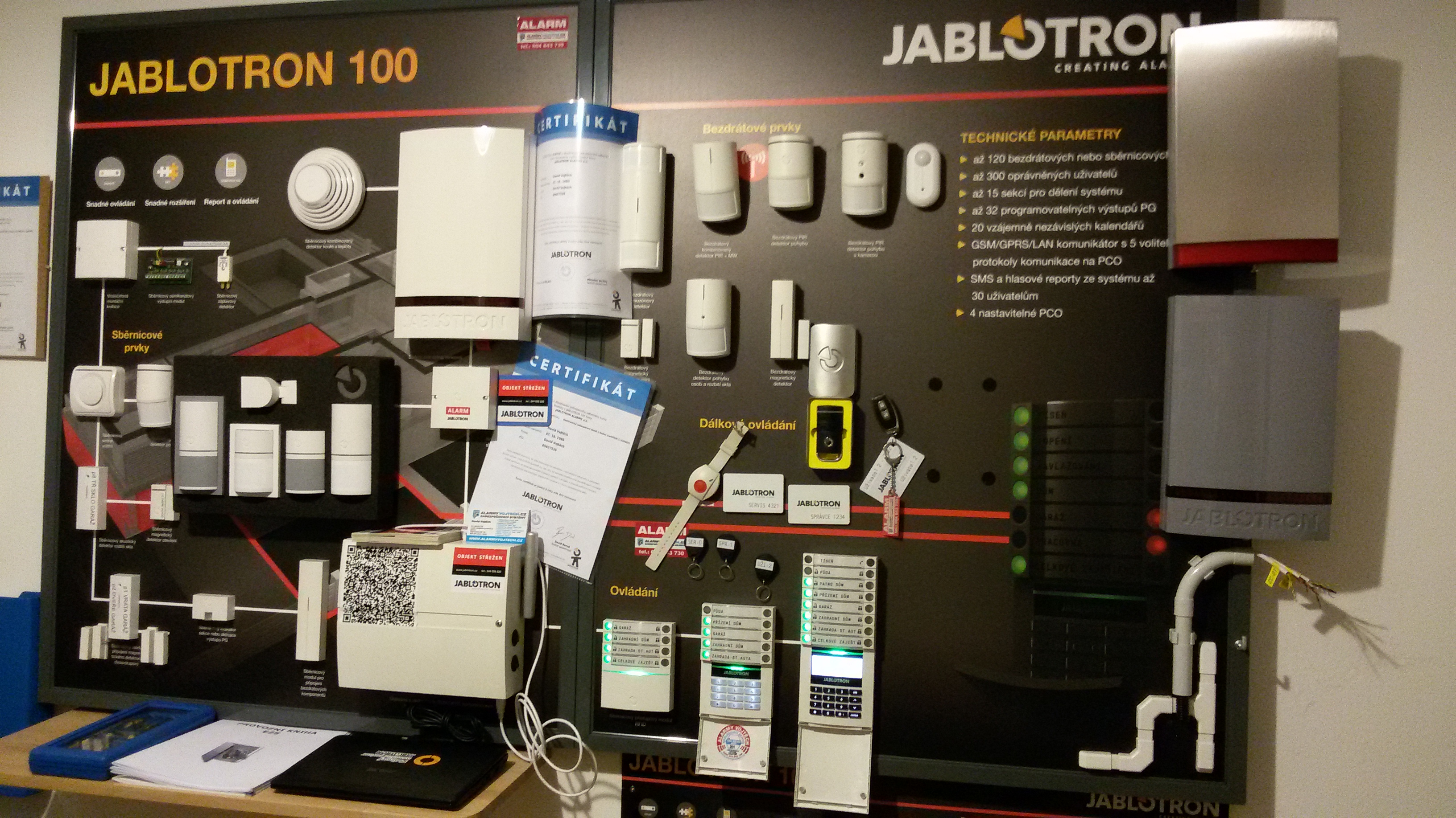 Předváděcí panel JA-100 pro objekty