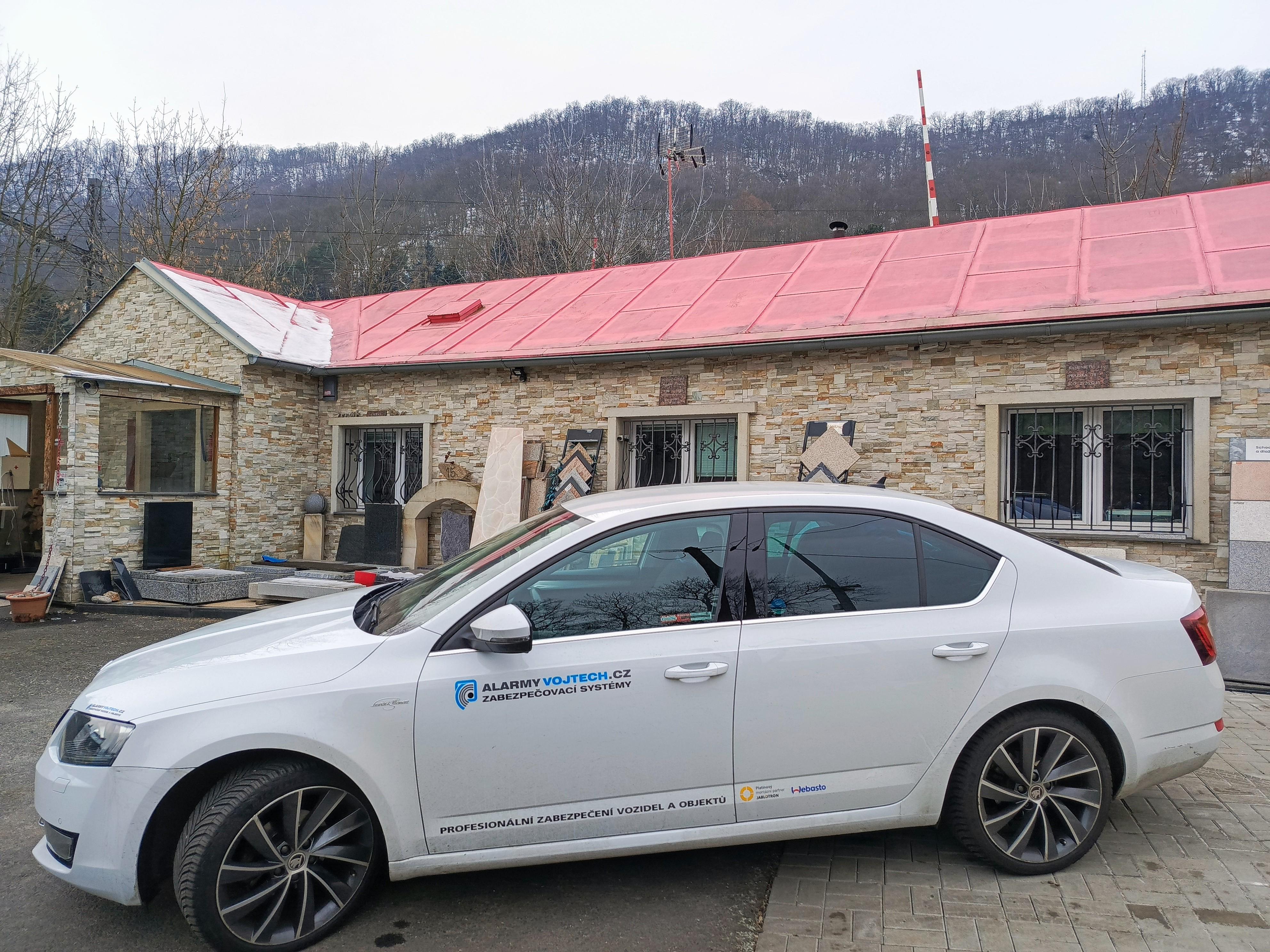 Instalace zabezpečení EZS JA-100 + venkovní detekce pozemek